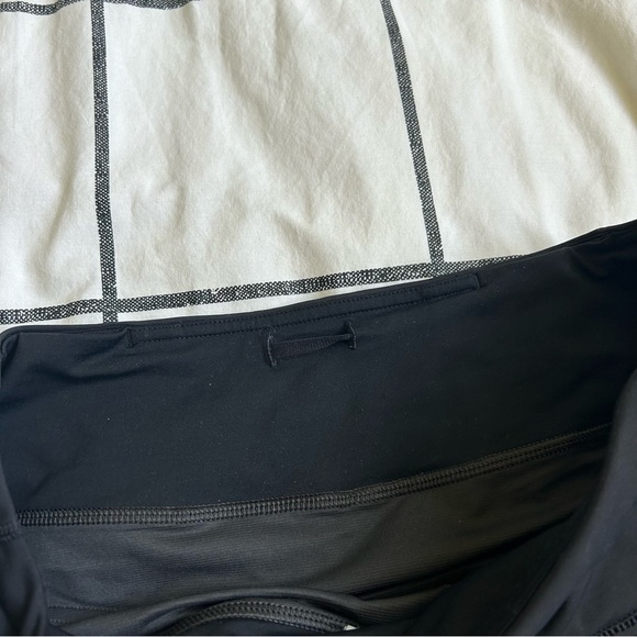 SOLD - Lululemon Black Athletic Shorts Size 6 - Picture 8 of 11